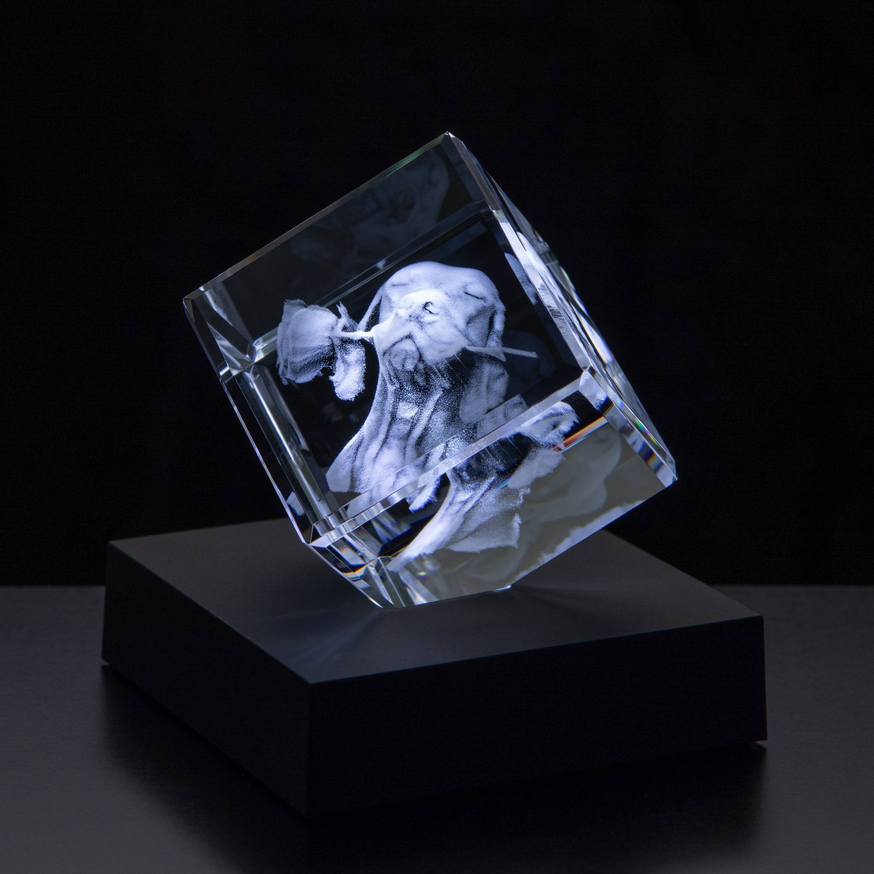 5cm Optical Crystal Bevel Edged Cube