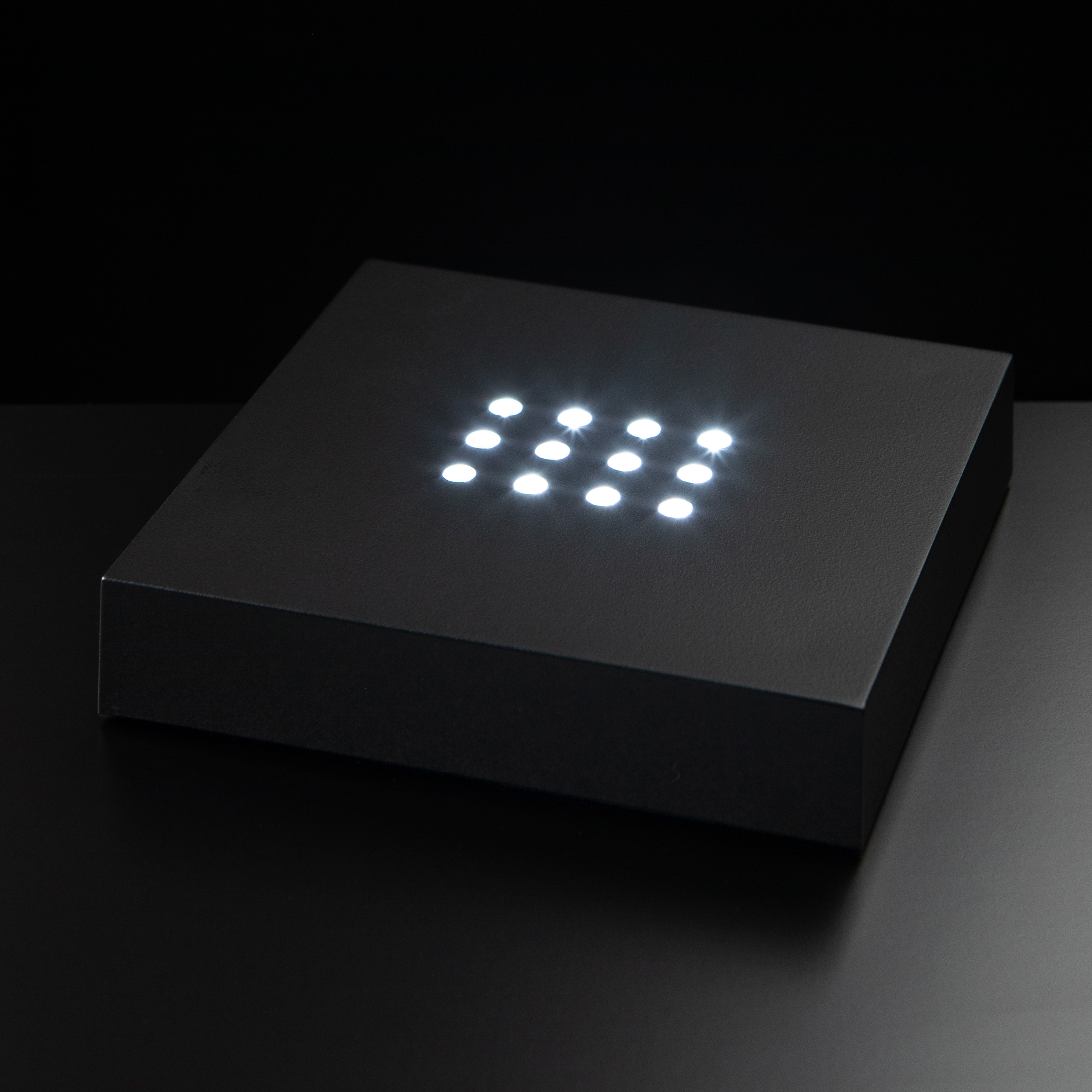 Luminary Base 100 x 100 x 20 with white light