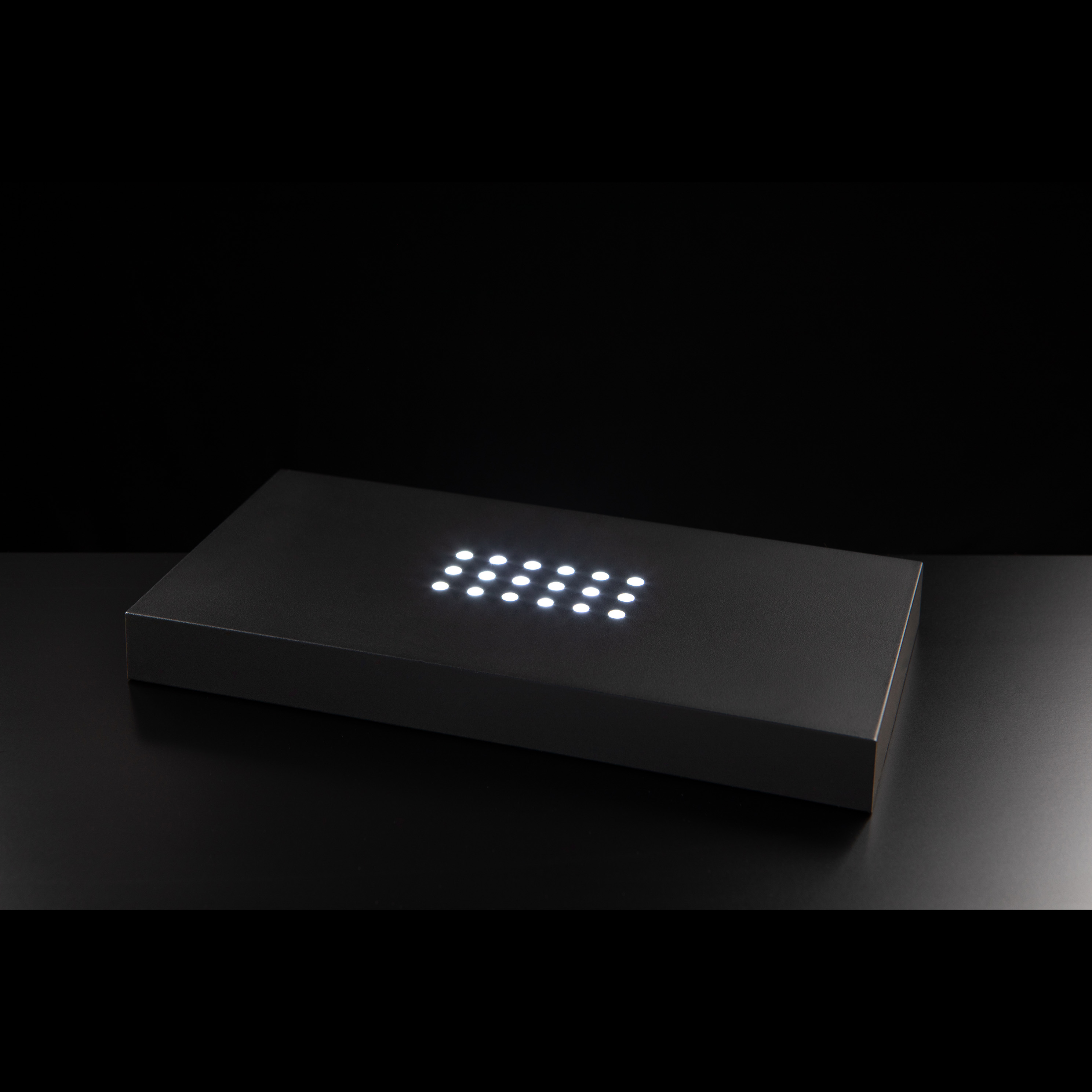 Luminary Base 200 x 100 x 20 with white light