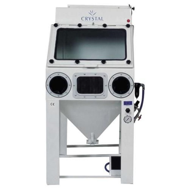 Trophy Master Engraving Cabinet